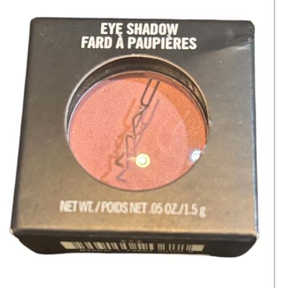 MAC Girlie Satin Eyeshadow NIB - Picture 7 of 8